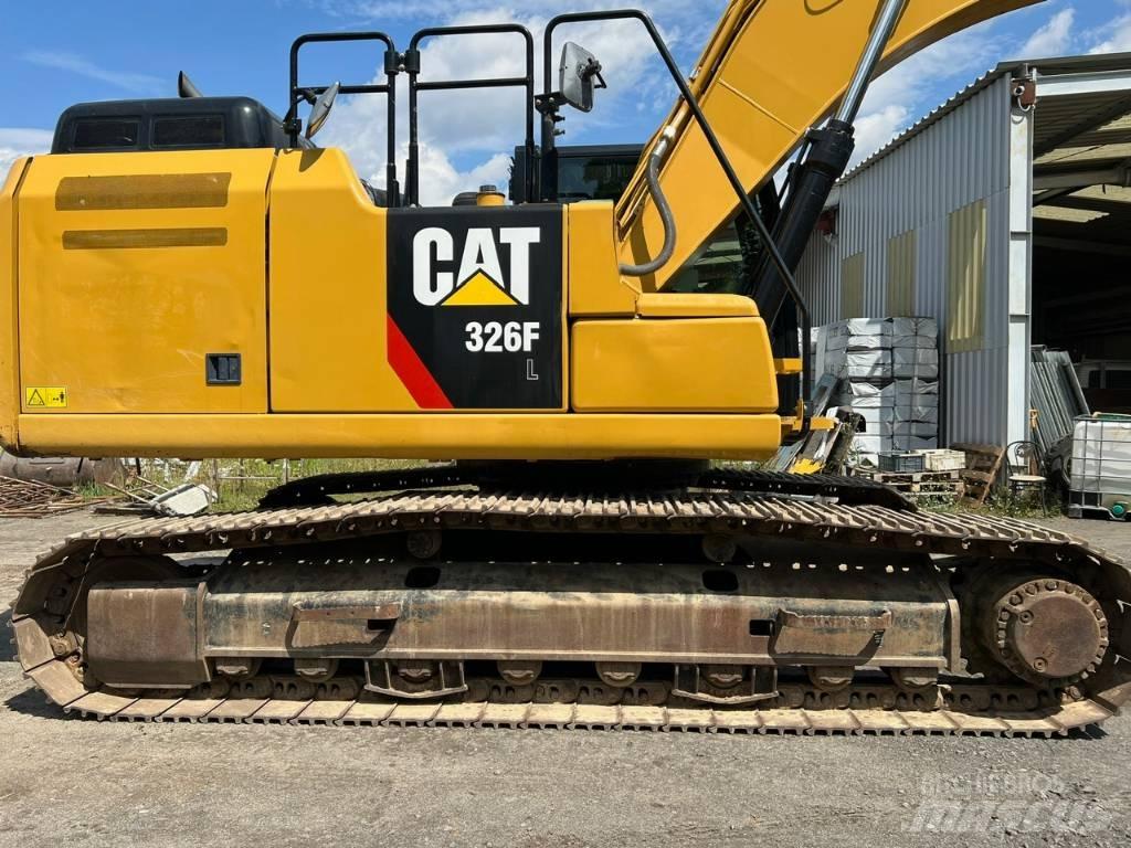 CAT 326 F L Vikšriniai ekskavatoriai