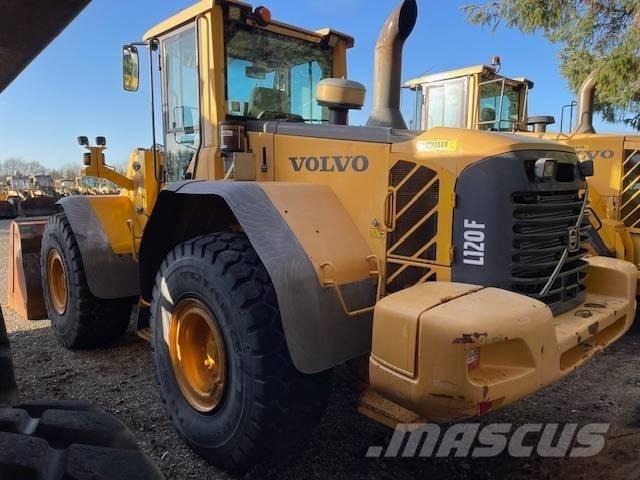 Volvo L120F Naudoti ratiniai krautuvai
