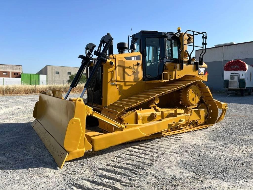 CAT D 6 T Vikšriniai buldozeriai
