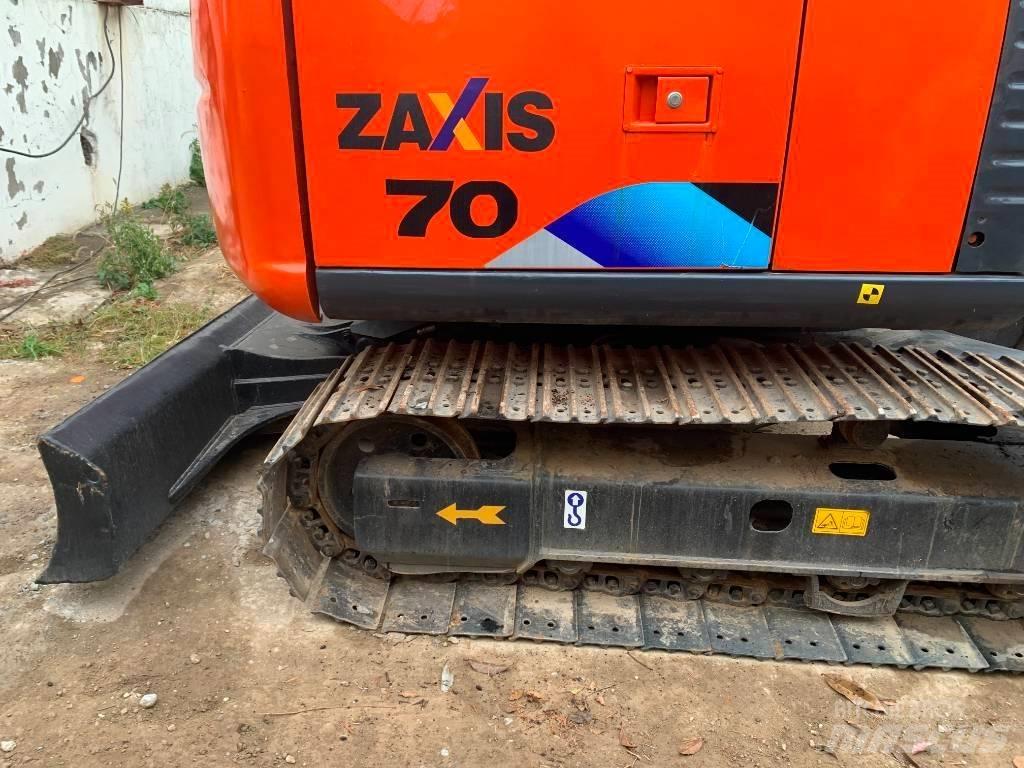 Hitachi Zaxis 70 Vikšriniai ekskavatoriai