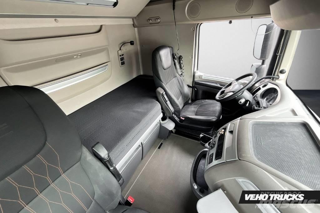 DAF XF 530 Z 6x2 Naudoti vilkikai