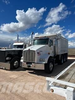 Kenworth T 800 Savivarčių priekabų vilkikai