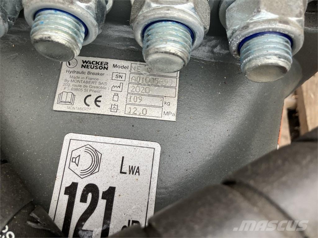 Montabert NE8 Hidrauliniai kūjai / Trupintuvai