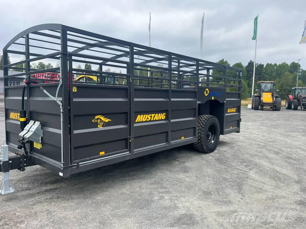 Mustang M 640 Kitos priekabos