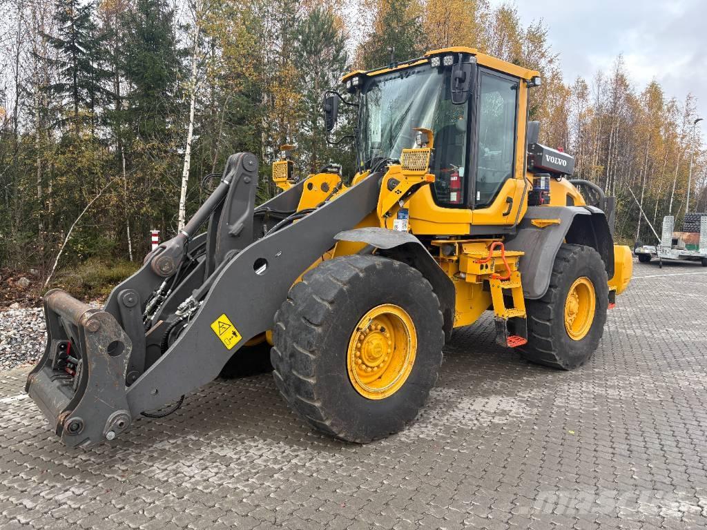 Volvo L90H Naudoti ratiniai krautuvai