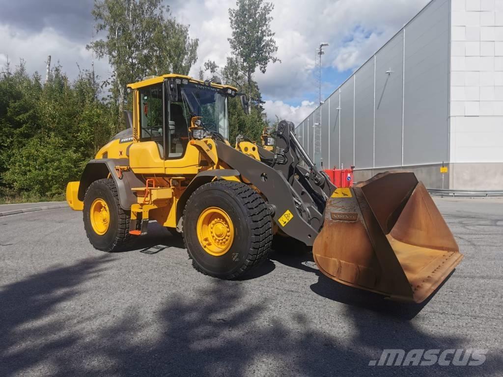 Volvo L90H Naudoti ratiniai krautuvai
