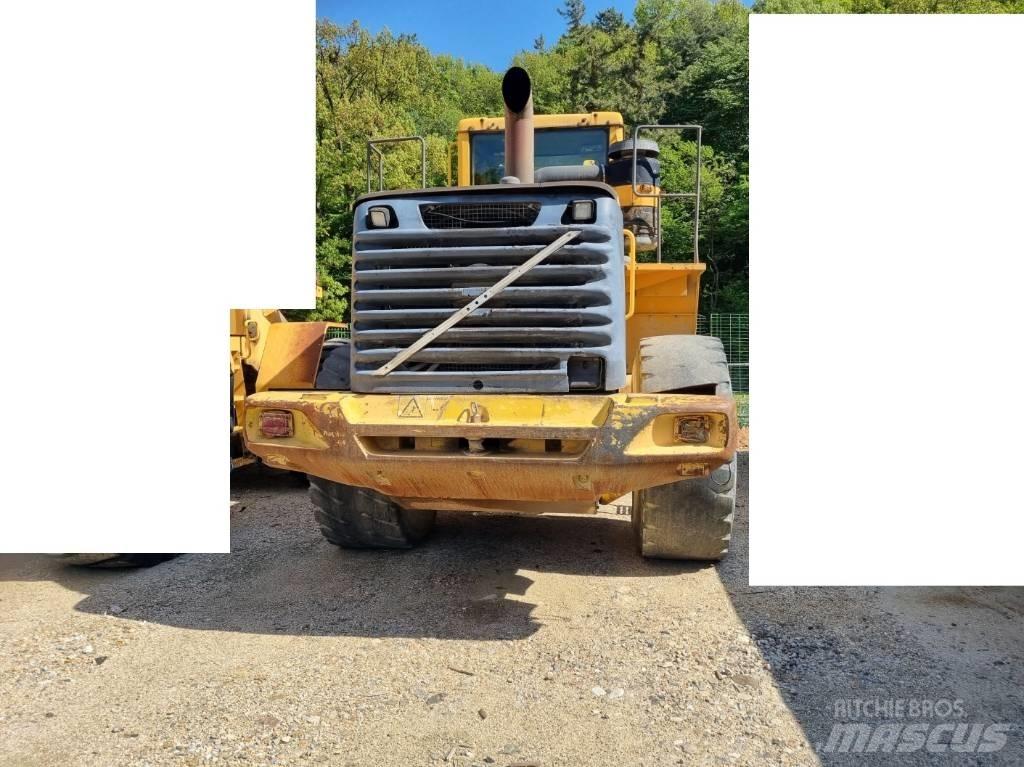 Volvo L 150 E Naudoti ratiniai krautuvai