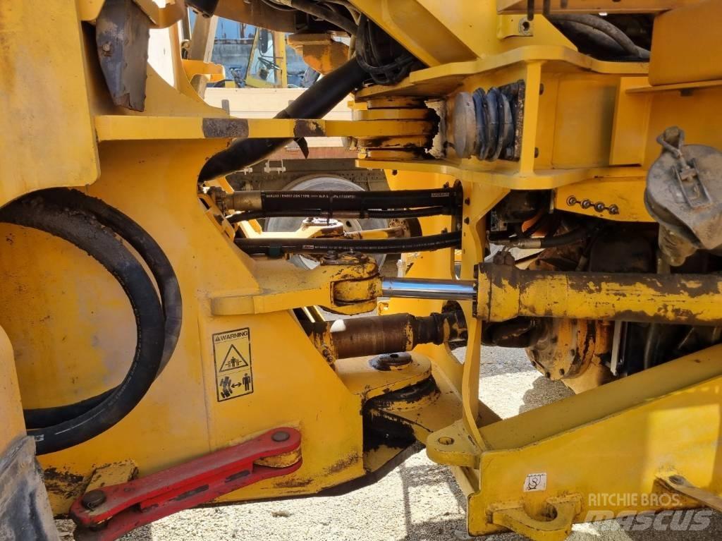 Volvo L 150 E Naudoti ratiniai krautuvai