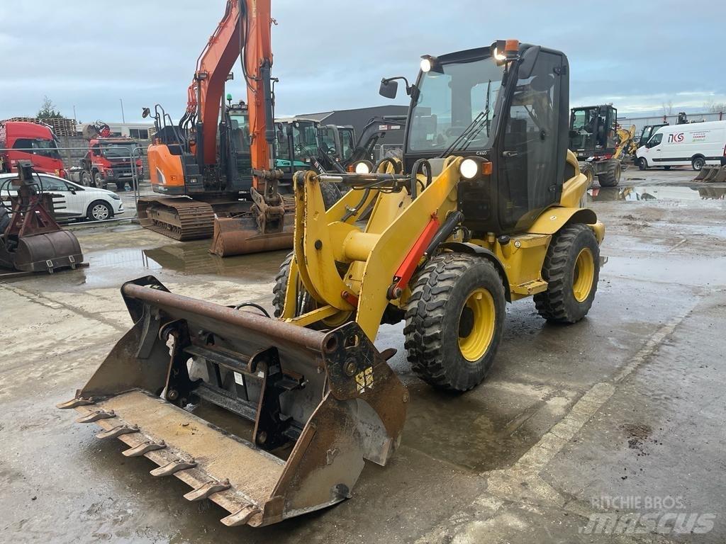 Yanmar V8 (26697) Naudoti ratiniai krautuvai