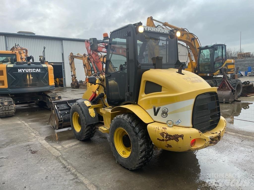 Yanmar V8 (26697) Naudoti ratiniai krautuvai