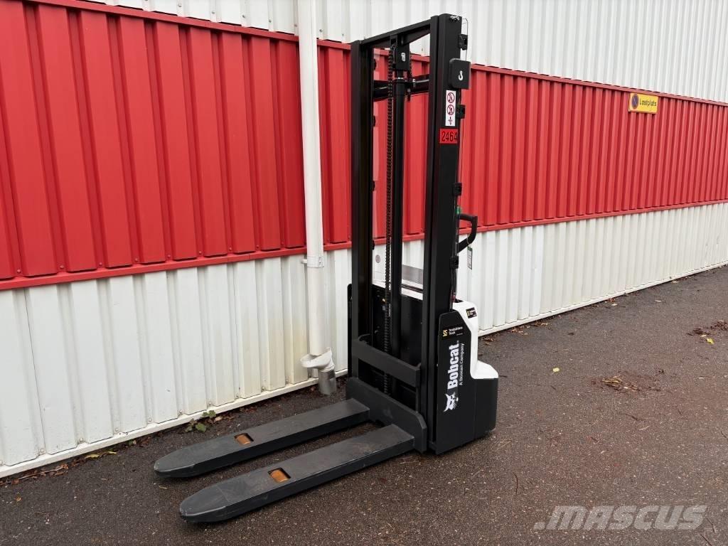 Bobcat LSM 12 N Rankiniai vėžimėliai