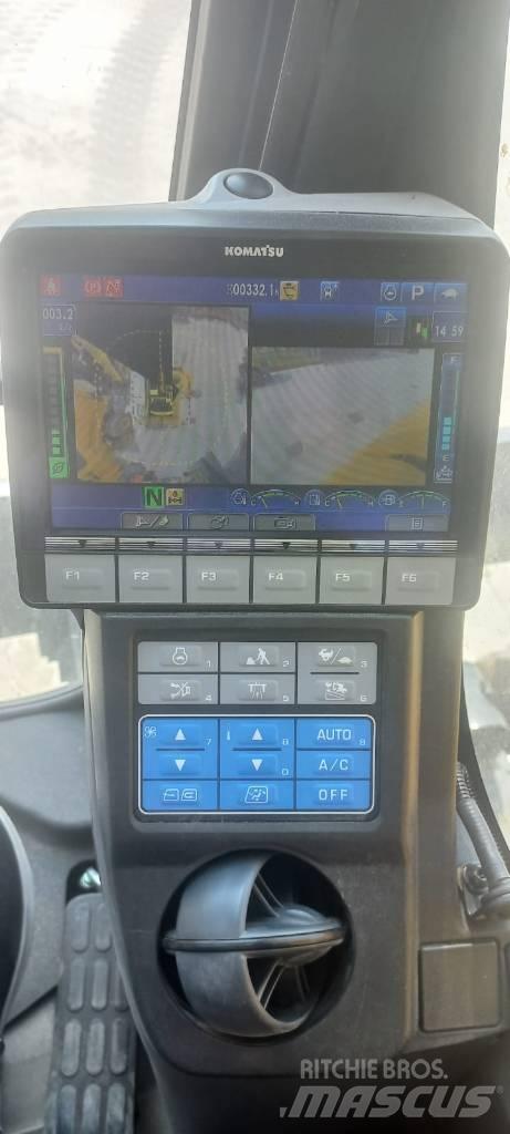 Komatsu PW148-11 Ratiniai ekskavatoriai