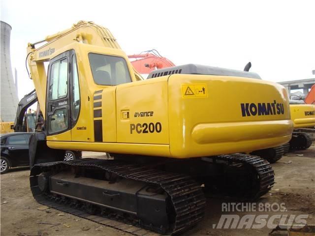 Komatsu PC 200 Vikšriniai ekskavatoriai