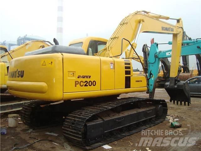 Komatsu PC 200 Vikšriniai ekskavatoriai