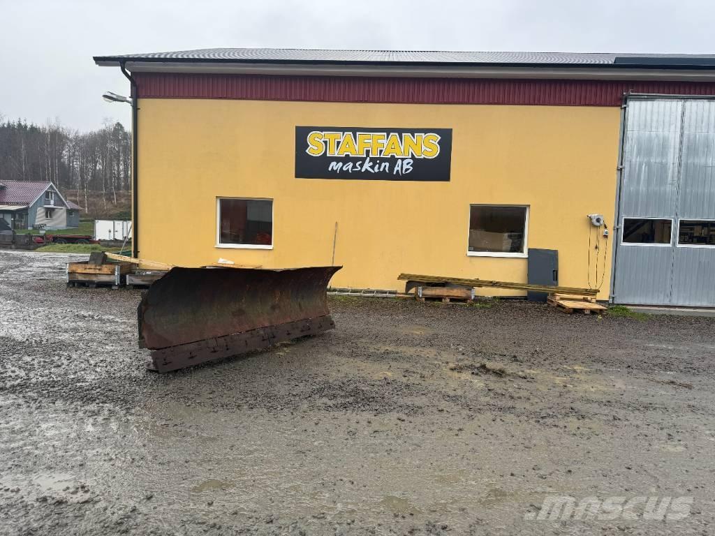 Svedala Snöblad Sniego peiliai ir valytuvai