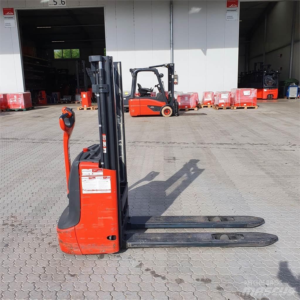 Linde L12 Rankiniai vėžimėliai