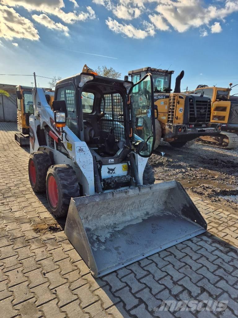 Bobcat S 530 Krautuvai su šoniniu pasukimu