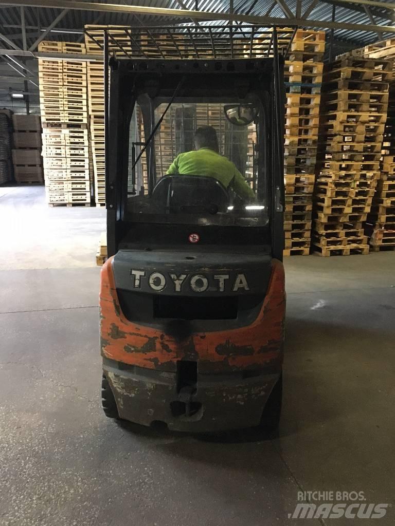 Toyota 8FDF18 Dyzeliniai krautuvai
