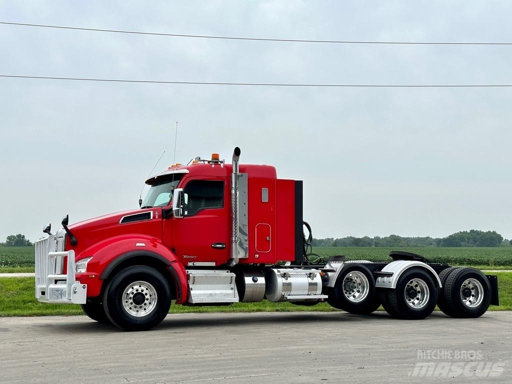 Kenworth T880 Naudoti vilkikai