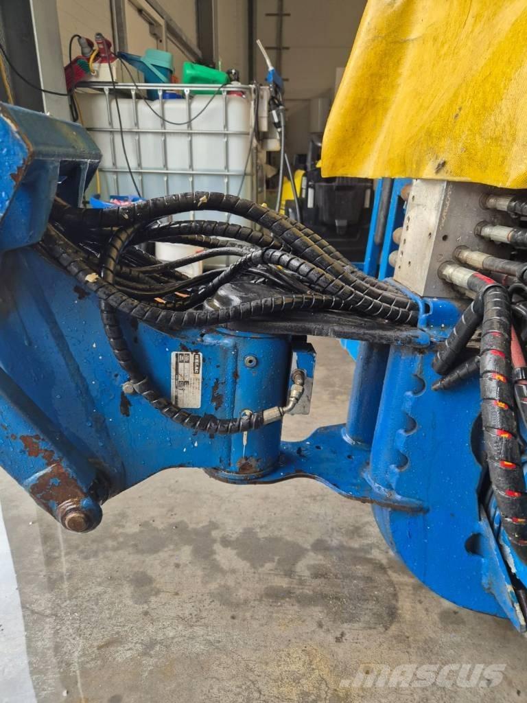 JLG M 600 JP Teleskopiniai keltuvai