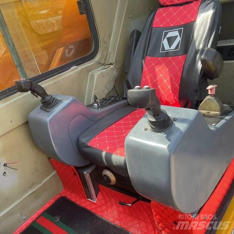 XCMG QY 100 K Visureigiai kranai