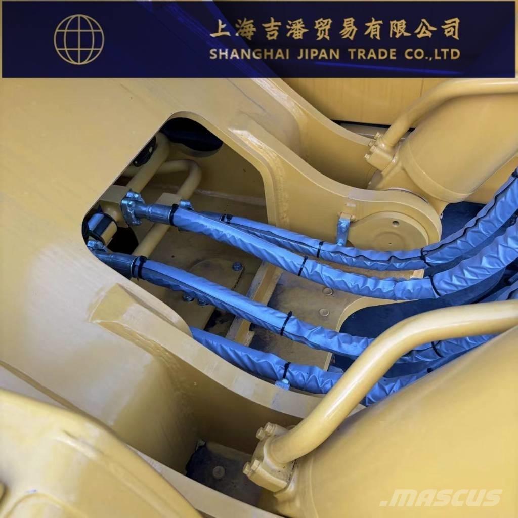 Komatsu PC 450 Vikšriniai ekskavatoriai