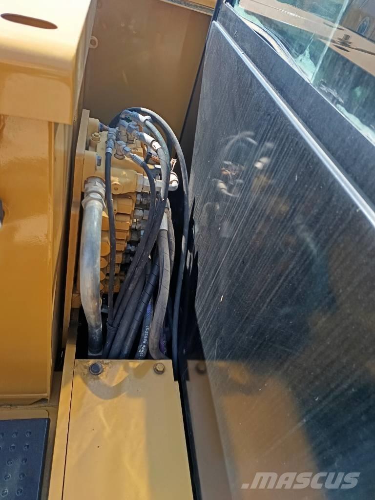CAT 306E2 Mini ekskavatoriai < 7 t