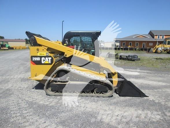 CAT 299D Krautuvai su šoniniu pasukimu