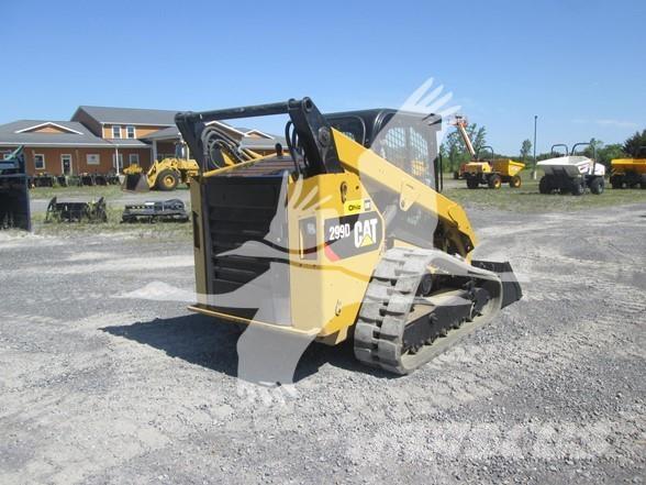 CAT 299D Krautuvai su šoniniu pasukimu