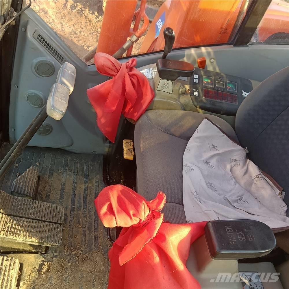 Doosan DH 80 G Vidutinės galios ekskavatoriai 7-12 t