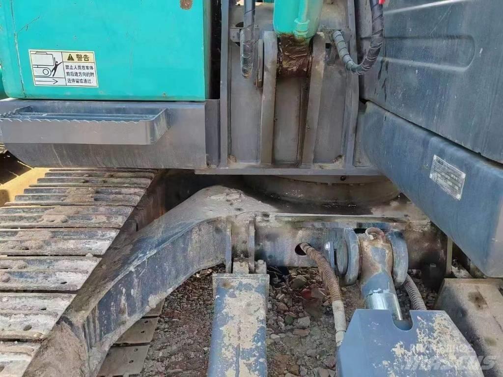Kobelco SK75 Vikšriniai ekskavatoriai