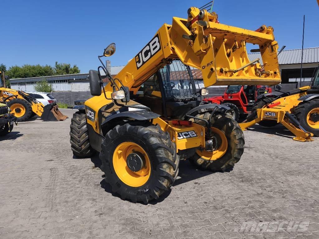 JCB 541-70 Teleskopiniai krautuvai