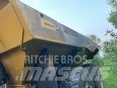 CAT 740 B Karjeriniai savivarčiai