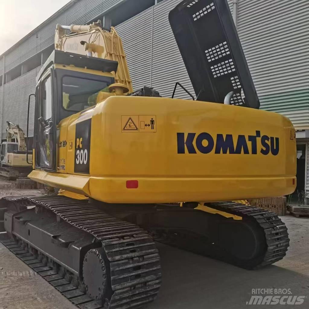Komatsu PC 300-7 Vikšriniai ekskavatoriai