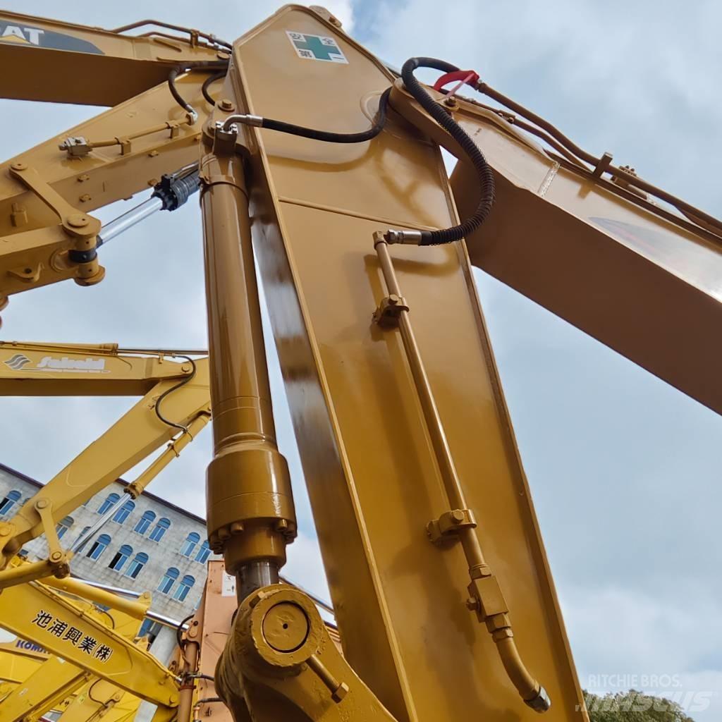CAT 325 B L Vikšriniai ekskavatoriai
