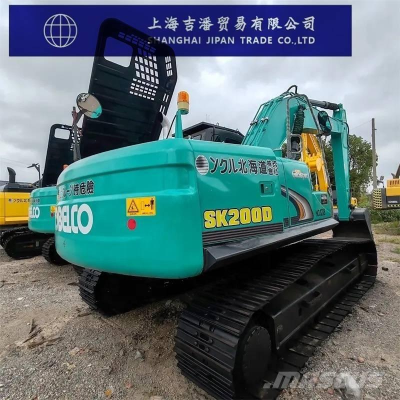 Kobelco SK 200 Vikšriniai ekskavatoriai
