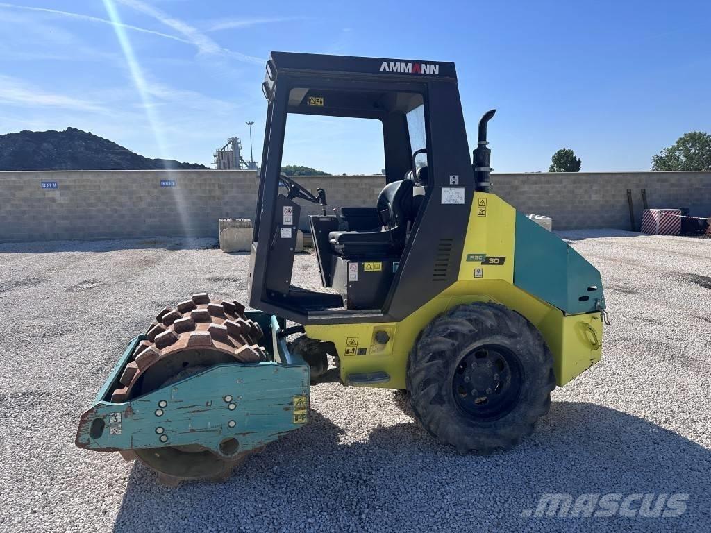 Ammann ASC 30 HD PD Gruntiniai volai