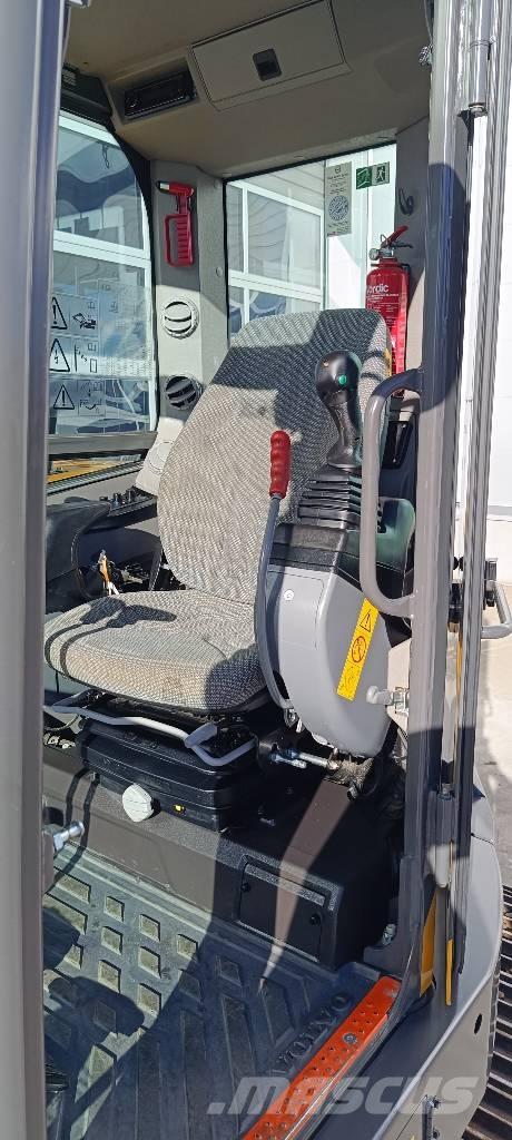 Volvo ECR88D Vidutinės galios ekskavatoriai 7-12 t