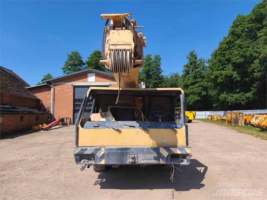 Liebherr LTM 1025 Važiuoklė su kabina