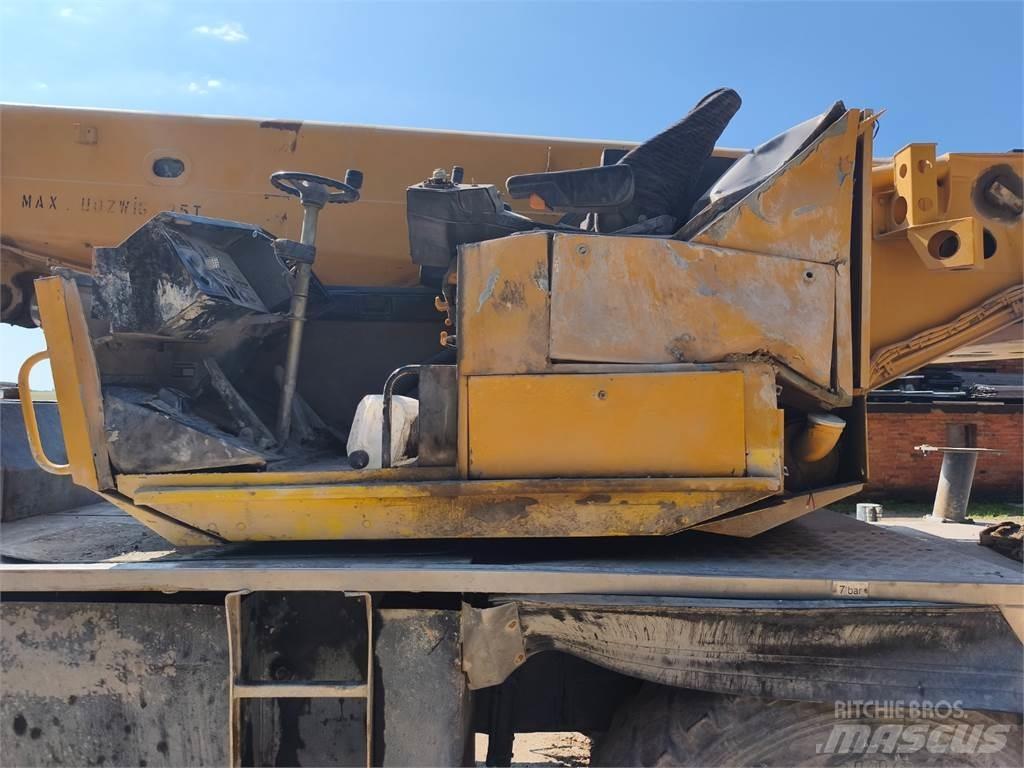Liebherr LTM 1025 Važiuoklė su kabina