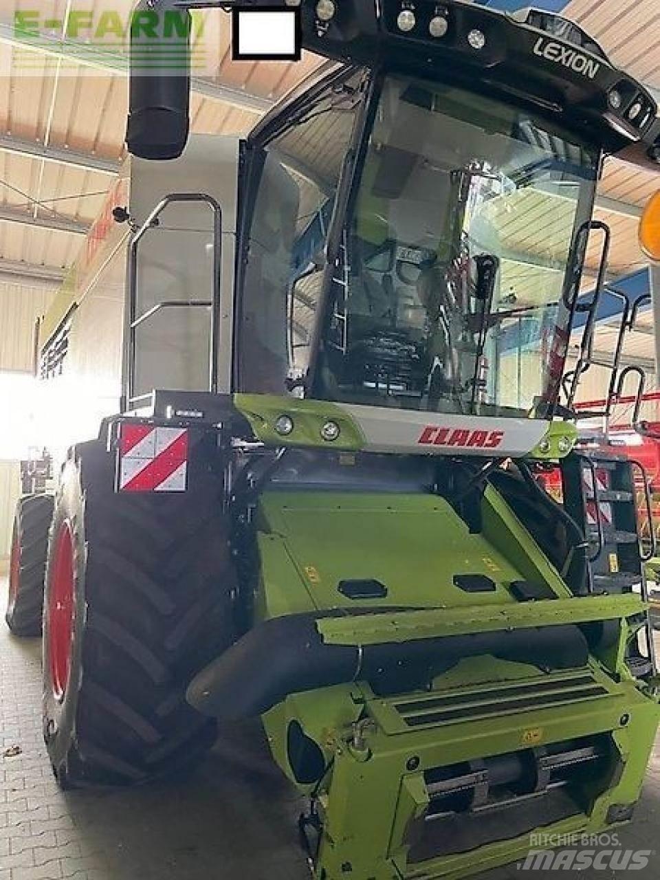 CLAAS lexion 7700 Derliaus nuėmimo kombainai