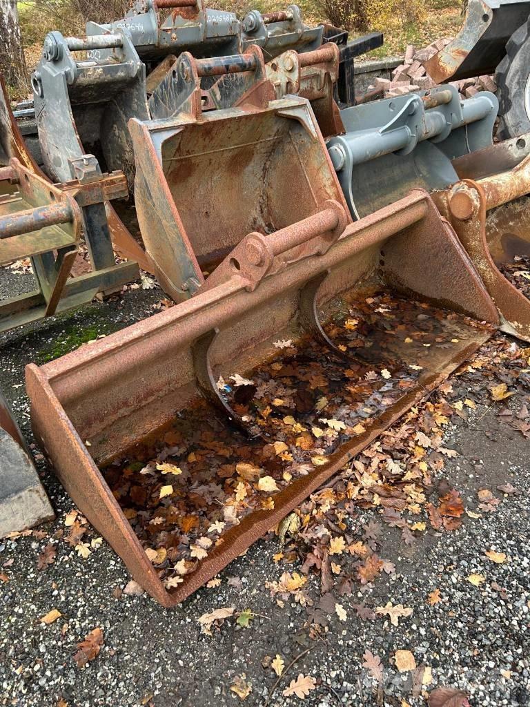 Liebherr 913 compact Ratiniai ekskavatoriai