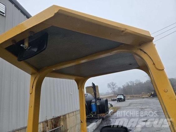 John Deere 450 H Vikšriniai buldozeriai