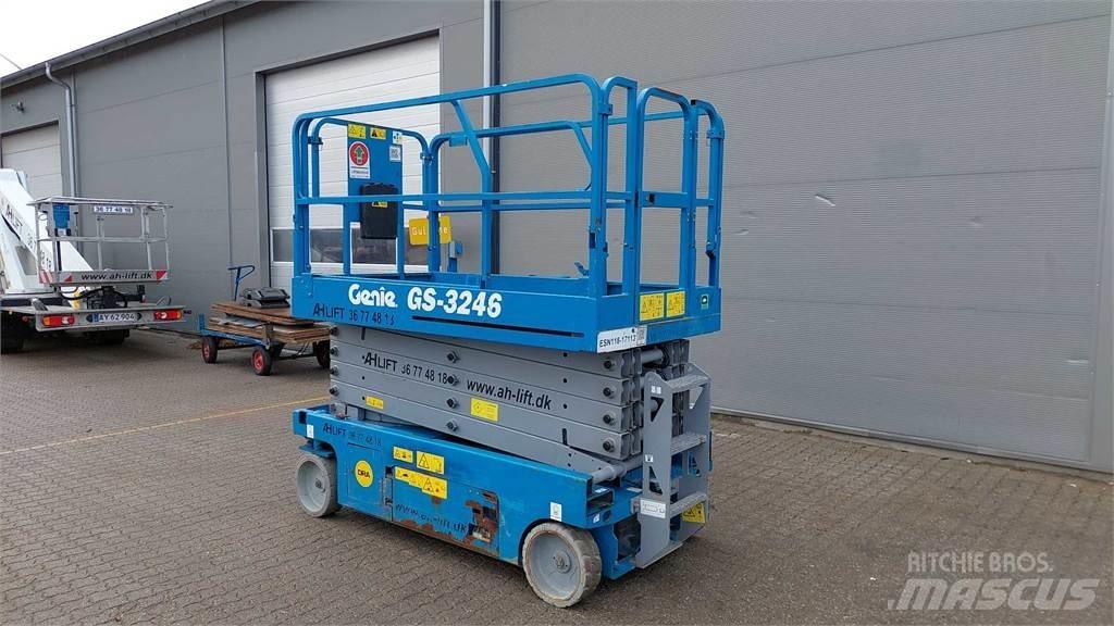 Genie GS3246 Žirkliniai keltuvai