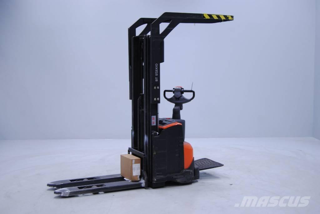 Toyota SWE120 Rankiniai vėžimėliai