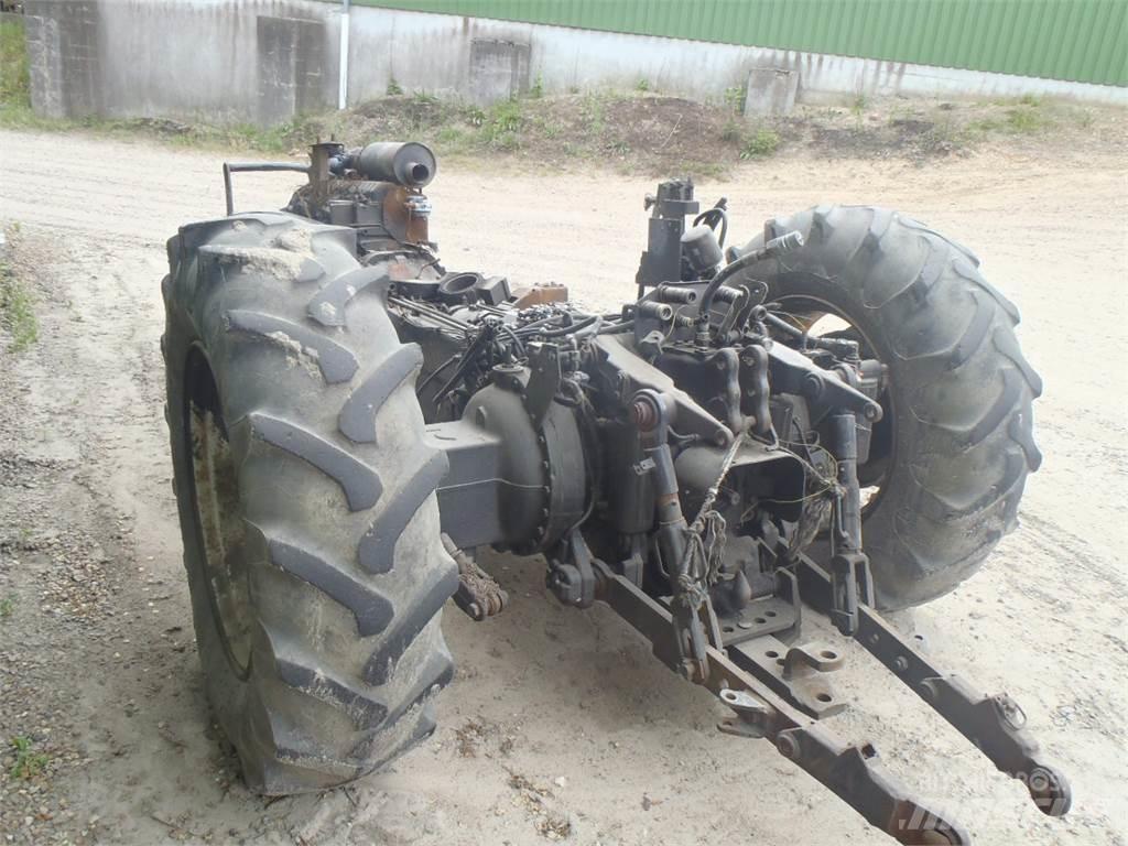 Valtra 8550 Traktoriai
