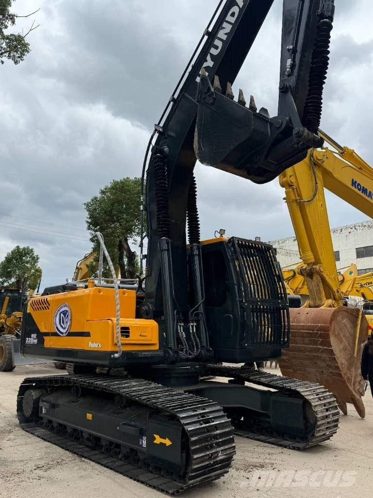 Hyundai HX220HD Vikšriniai ekskavatoriai