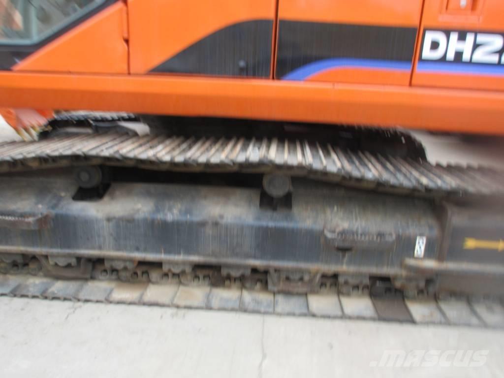 Doosan DH 220 LC-7 Vikšriniai ekskavatoriai