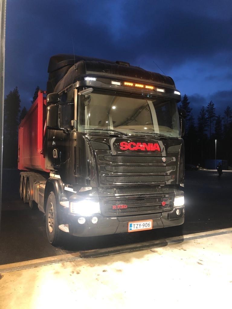Scania R 730 Savivarčių priekabų vilkikai