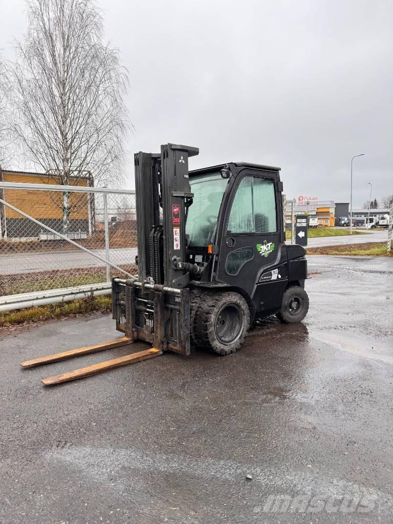 Mitsubishi FD 35 N3 Dyzeliniai krautuvai